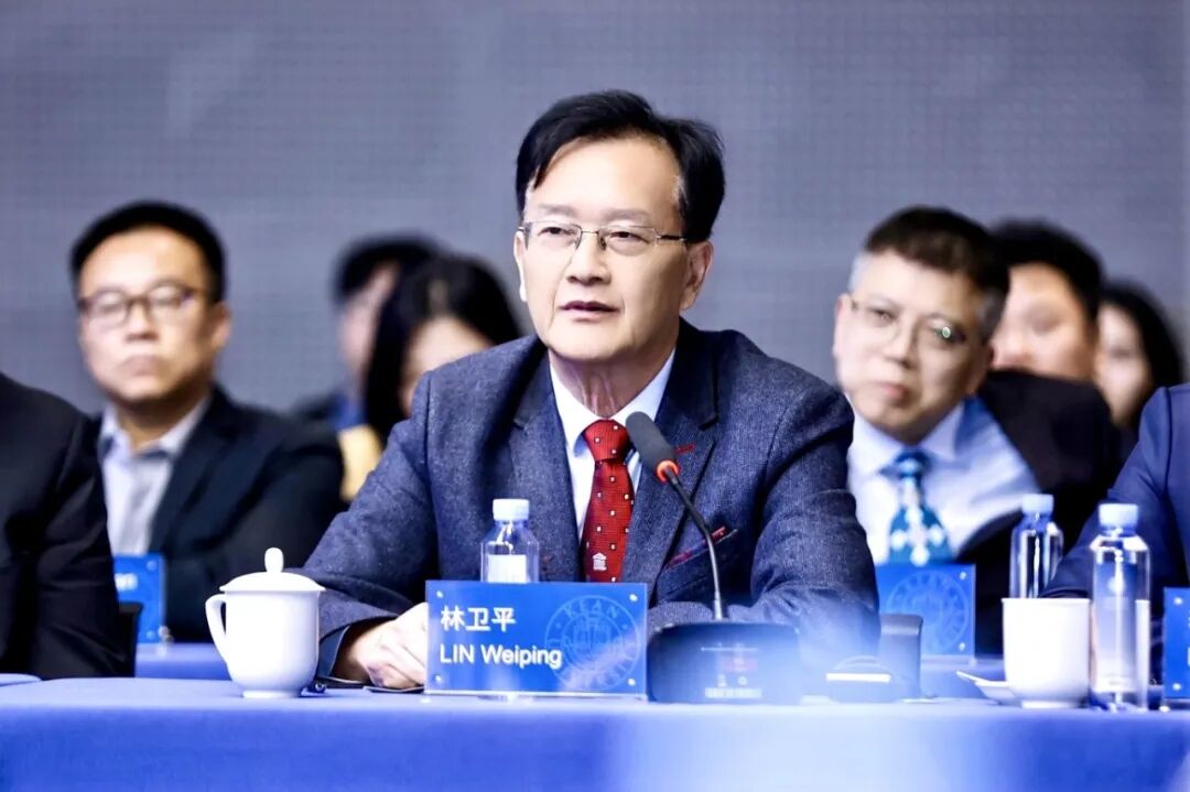 恳谈会13