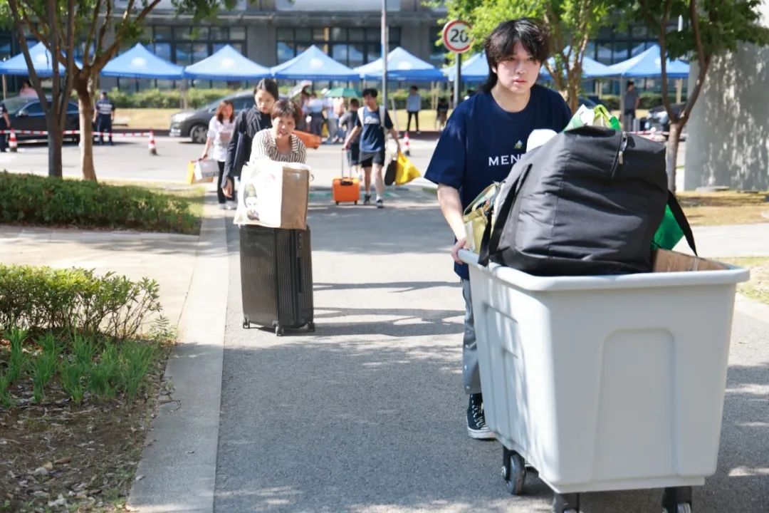 新生报到18